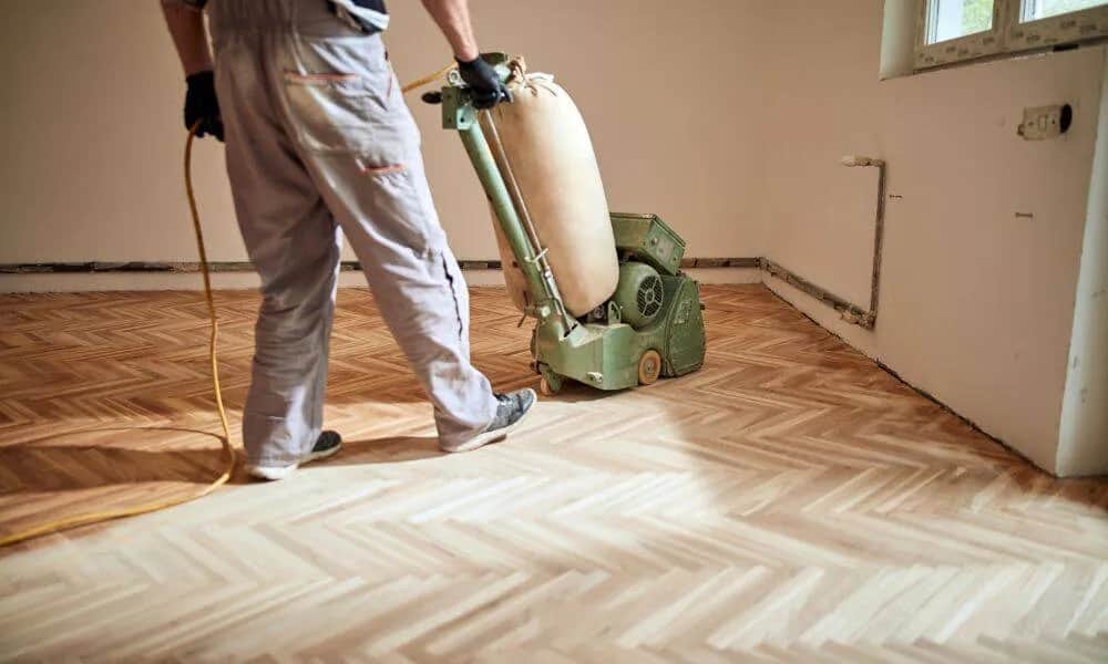 Jaki parkiet wybrać? Kluczowe czynniki, które musisz znać przed zakupem