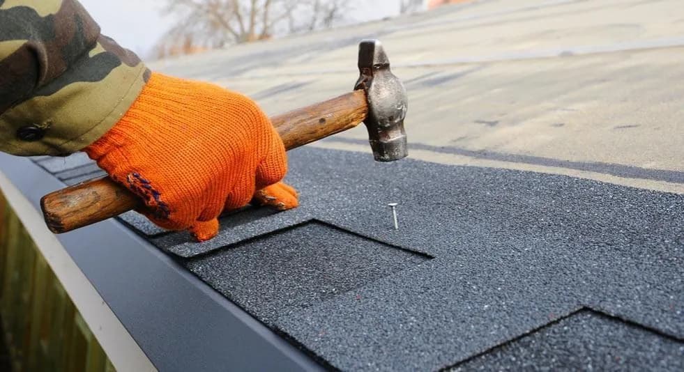 Papa pod gont bitumiczny: Kluczowa ochrona dachu przed wilgocią