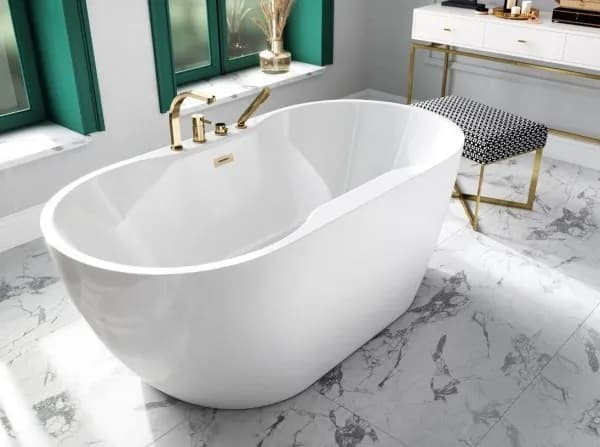 Wanna wolnostojąca z wbudowaną baterią: luksus i funkcjonalność