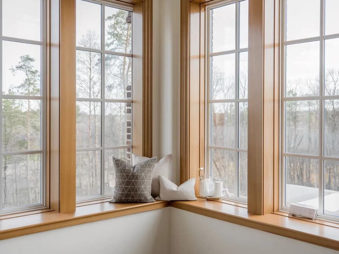 Parapety zewnętrzne złoty dąb: elegancja i trwałość w jednym