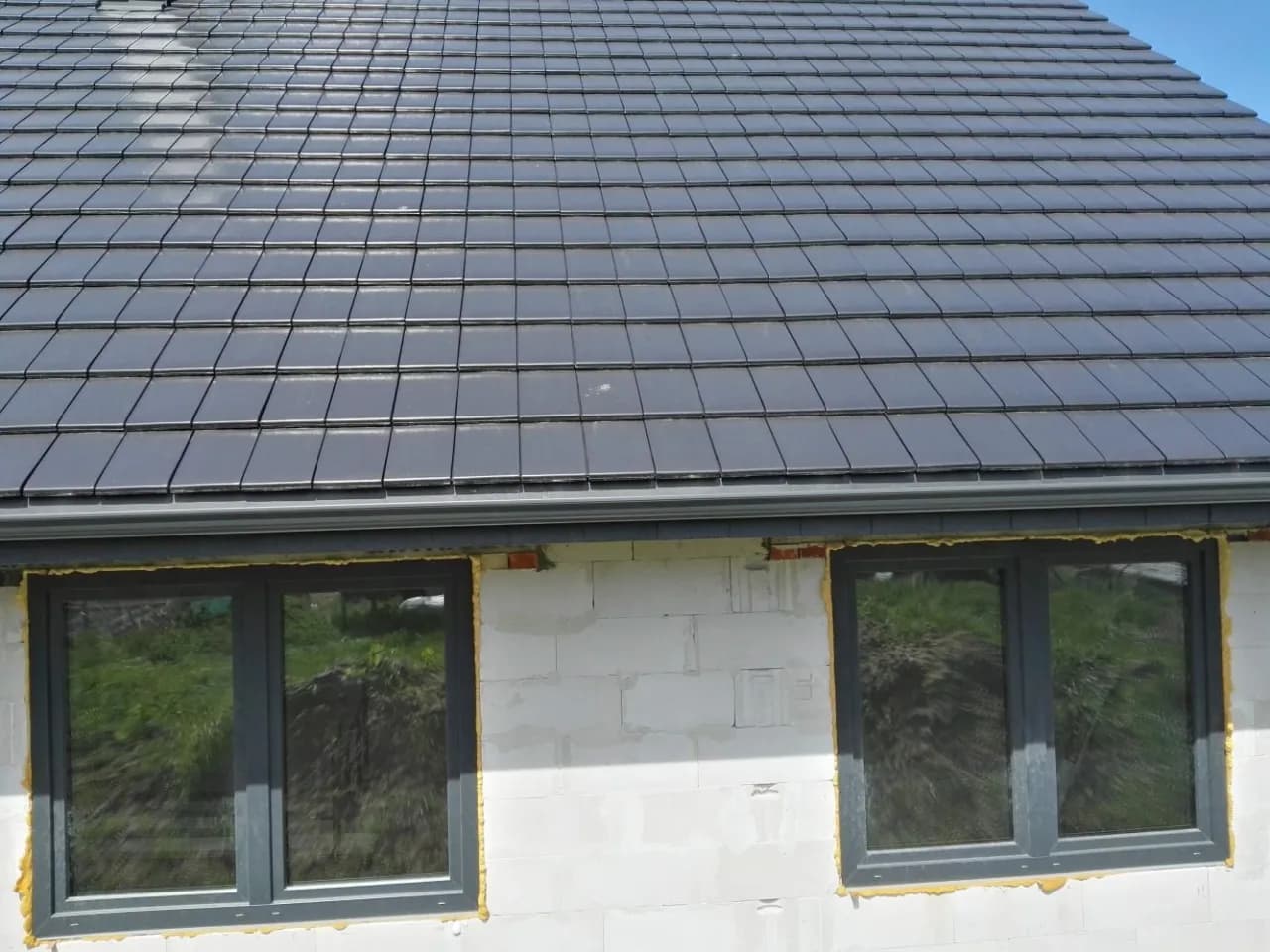 Bogen Plano 11: Nowoczesna dachówka ceramiczna - wszystko co musisz wiedzieć