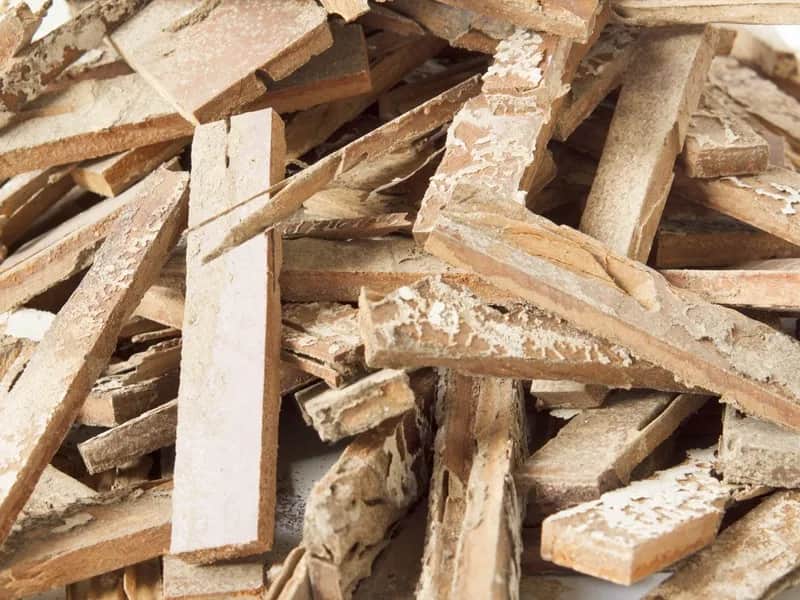 Gdzie wyrzucić stary parkiet? Poznaj legalne i ekologiczne metody utylizacji